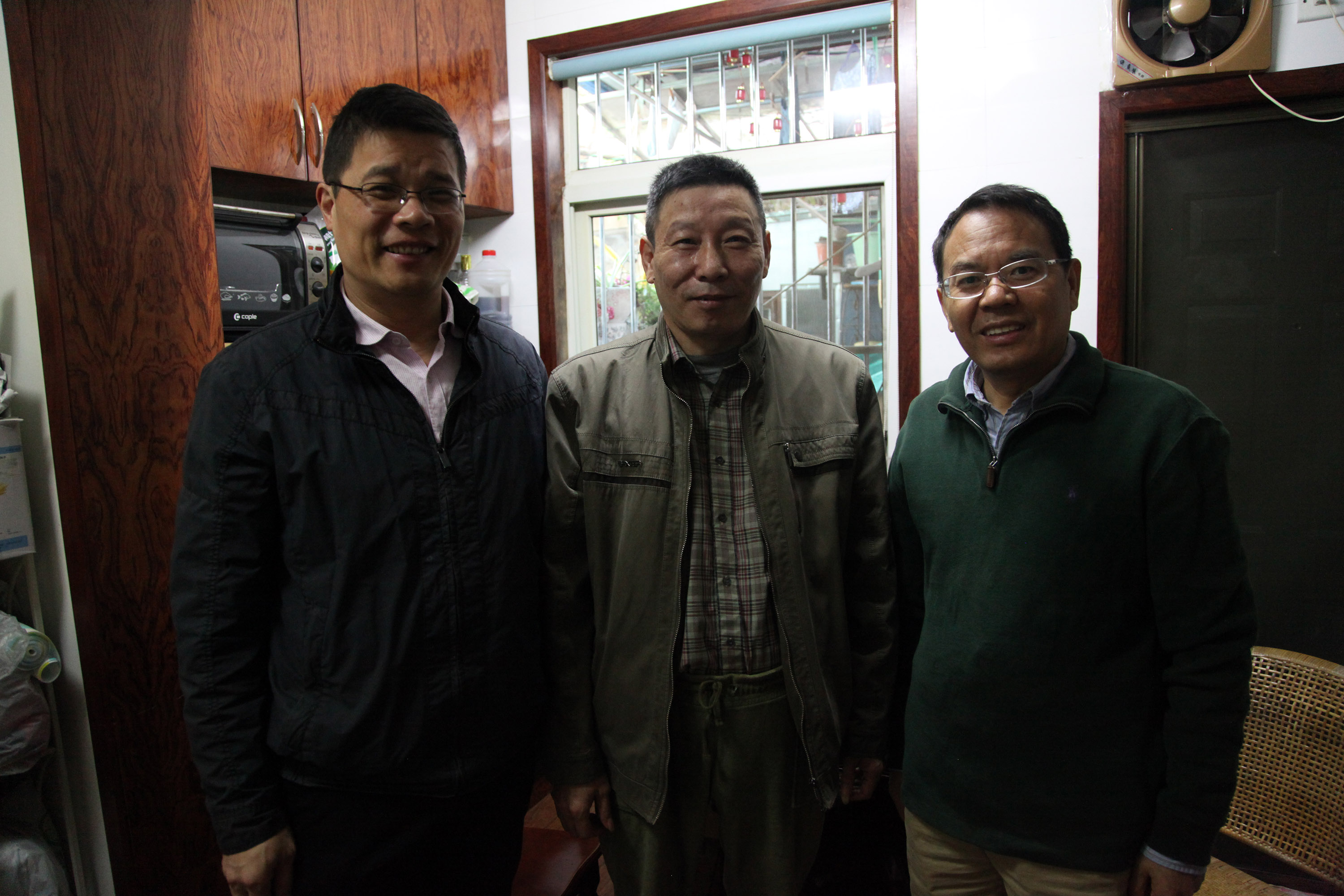 集團副總經理、黨委委員徐旭陽慰問困難黨員